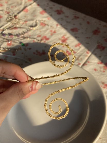 Brass arm cuff - Image 2